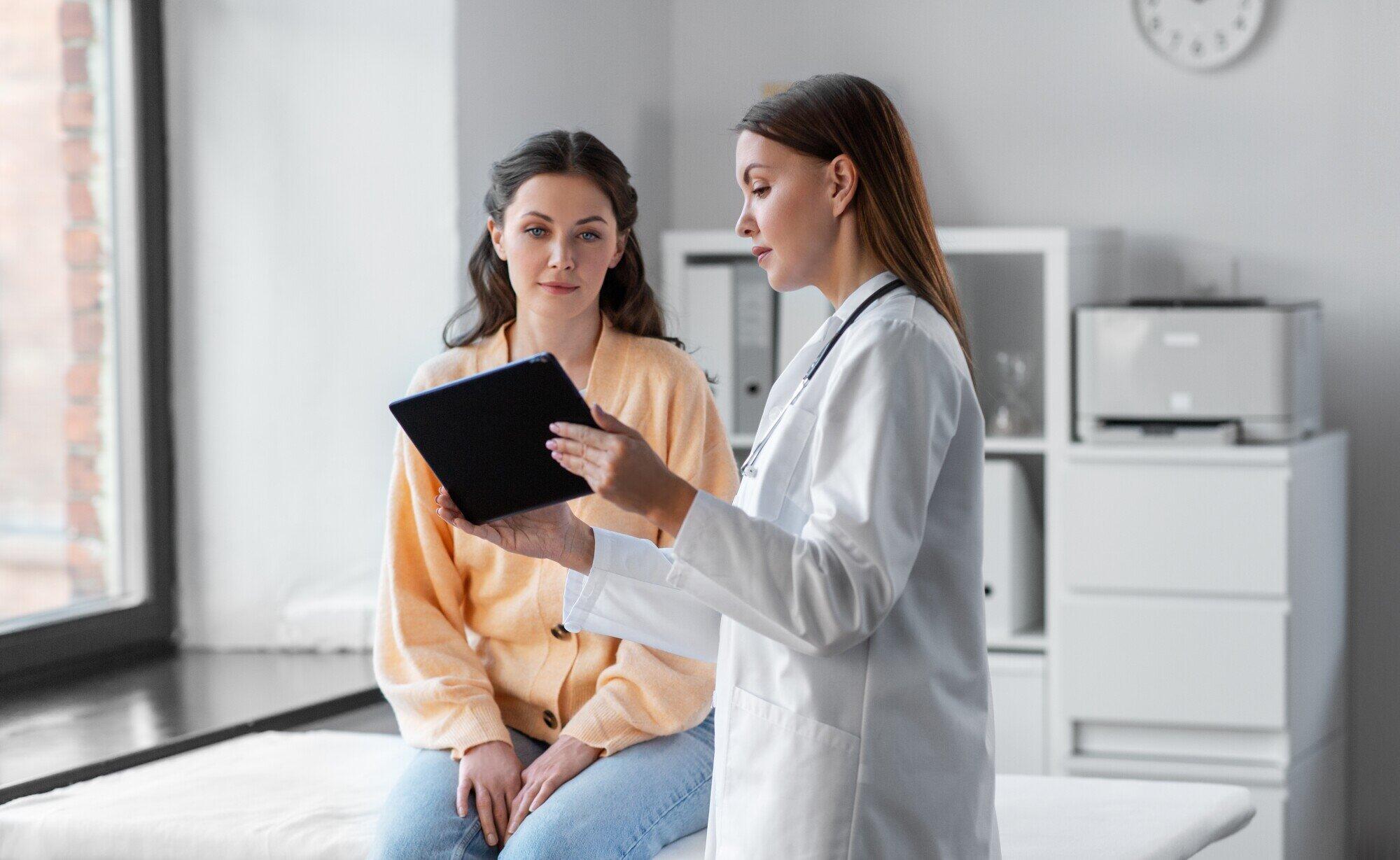 difference between DC and hysteroscopy